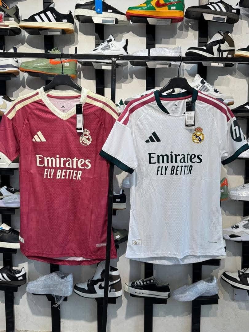Maillot Réal de Madrid saison 2026-2027