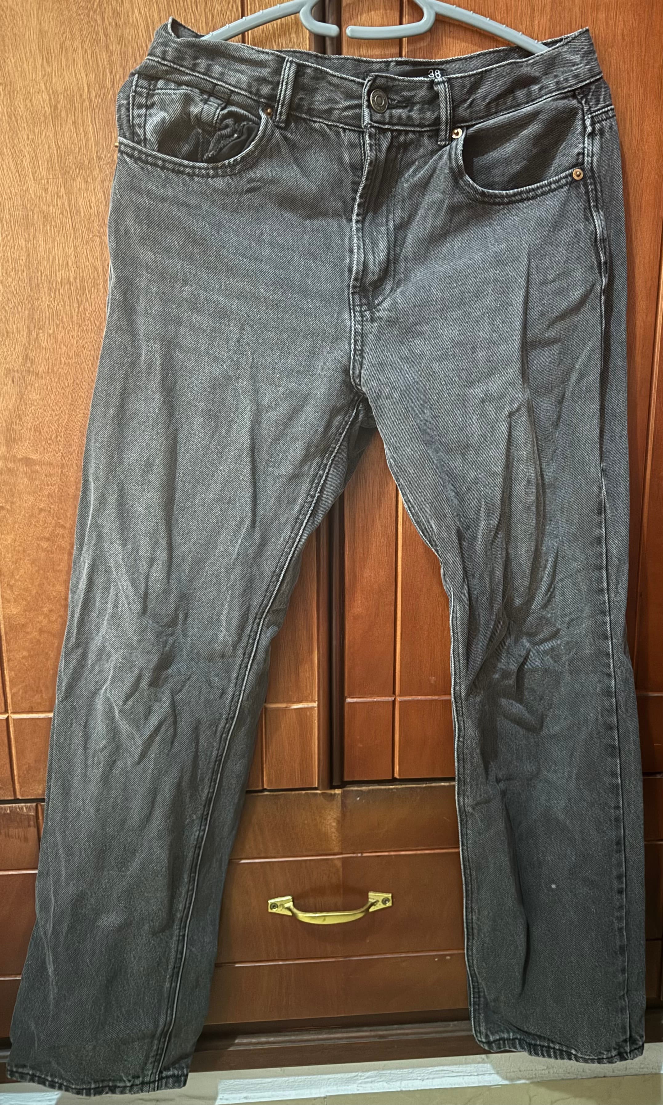 Jean mom gris foncé